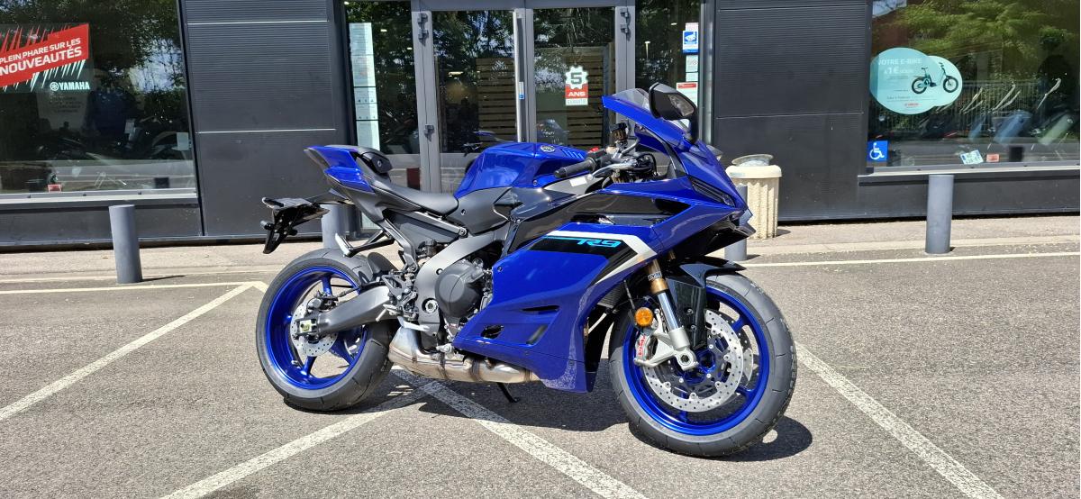 Une nouvelle génération de Supersport : Yamaha R9